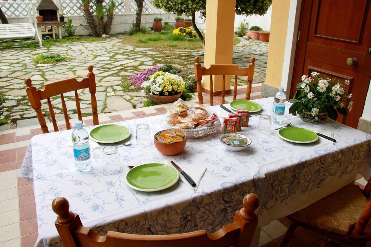 Il Giardino Sul Mare B&B Рива-Лигуре Экстерьер фото